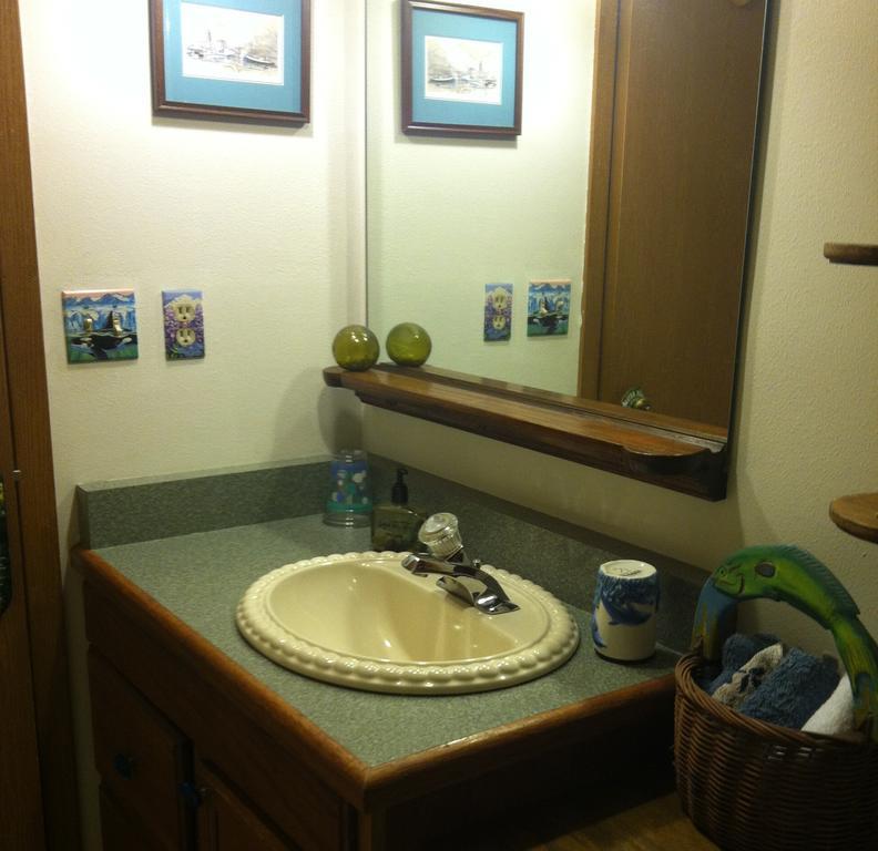 Whalesong Bed And Breakfast โฮเมอร์ ภายนอก รูปภาพ